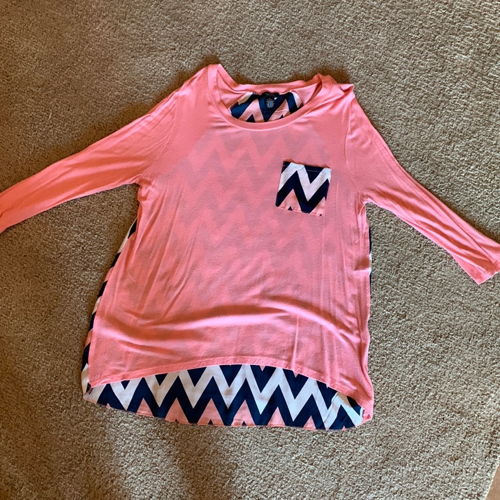 Women’s shirt